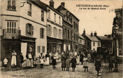 Crevecoeur le Grand Oise-La rue du général Moret -
													60 Oise
												