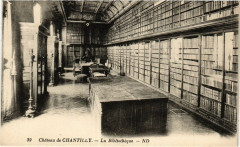 Chateau de Chantilly-La Bibliotheque à Antilly