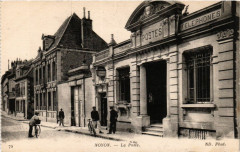 Noyon-La Poste à Noyon