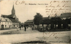 Maignelay-Place de la Mairie