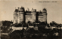 Carte postale ancienne Chateau de Pierrefonds - Cote Nord
                                                                     à Compiègne
                                