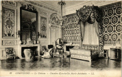 Compiegne - Le Chateau - Chambre a coucher de Marie-Antoinette à Compiègne