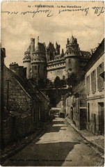 Pierrefonds - La Rue N.-D. à Pierrefonds