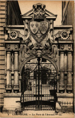 Compiegne - La Porte de l'Arsenal à Compiègne