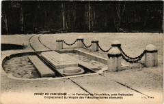 Foret de Compiegne - Le Carrefour de l'Armistice pres Rethondes à Compiègne