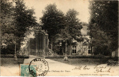 Grille du Chateau des Vaux