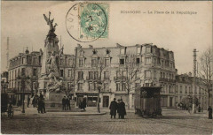 Soissons La Place de la Republique à Soissons