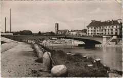 Chateau Thierry Le Pont sur la Marne France -
													02 Aisne
												