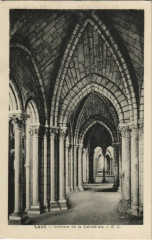 Laon- Interieur de la Cathedrale France à Laon