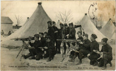 Militaire - Camp de Sissonne - Les Mitrailleuses en action à Sissonne
