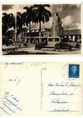 Pc Suriname Paramaribo - Kerkplein met Helstone monument