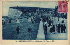 Mers-les-Bains Esplanade et la Plage à Mers-les-Bains