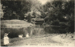 Abbeville Jardin public Pont Rustique à Abbeville