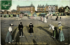 Berck-Plage - Le Croquet sur la Plage dvant l'Eden-Casino à Berck