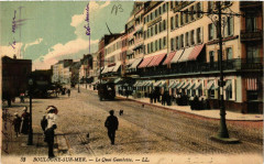 Ll. Boulogne-sur-Mer Le Quai Gambetta à Boulogne-sur-Mer