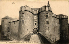 Ll. Boulogne-sur-Mer l'Entrée du Chateau à Boulogne-sur-Mer