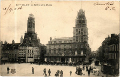 Calais - Le Beffroi et le Musée à Calais