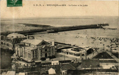 Boulogne-sur-Mer - Le Casino et les Jetées à Boulogne-sur-Mer