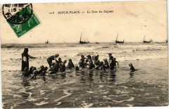 Berck-Plage - Le bain des enfants à Berck