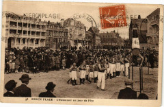 Berck-Plage - L'Entonnoir un jour de Féte à Berck