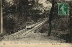 Lille - Tramway Mongy sur la passerelle à Lille