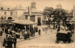 Valenciennes Le Marche aux Poissons. à Valenciennes