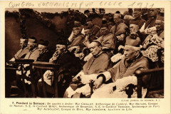 Pendant le Sermon: de gauche a droite: Mgr Chollet
