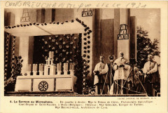 Le Sermon au Microphone de gauche a droite: Mgr le Prince de Croy