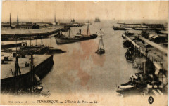 Dunkerque-L'Entrée du Port à Dunkerque