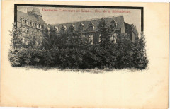 Universite catholique de Lille - Cour de la bibliotheque à Lille