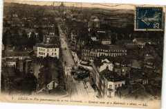 Lille - Vue panoramique de la rue Nationale - général view of... à Lille
