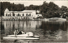 Bagnoles-de-l'Orne Le Casino Le Lac