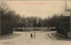 Bagnoles de L'Orne La Place France
