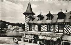 Bagnoles-de-l'Orne-La Potiniére le Lac et le Casino du Lac -
													61 Orne
												