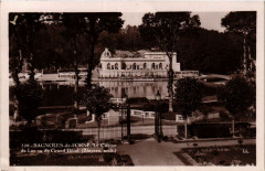 Bagnoles-de-l'Orne - Le Casino du Lac vu du Grand Hotel (Bluysen)