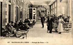 Bagnoles-de-l'Orne -Péristyle des Bains à Ri