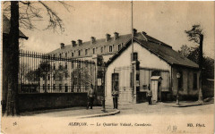 Alencon - Le Quartier Valazé , Cavalerie à Alençon
