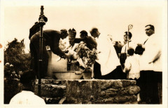 Ry (Orne)-Pose de la premiére pierre du Monument par S. E. Mgr -
													61 Orne
												