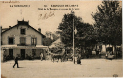 Bagnoles-de-l'Orne -Hotel de la Terrasse et avenue de la Gare