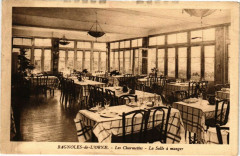 Bagnoles-de-l'Orne- Les charmettes - La salle a manger
