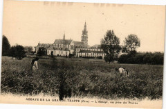 Abbaye de la Grande Trappe - L'abbaye vue prise à Ri