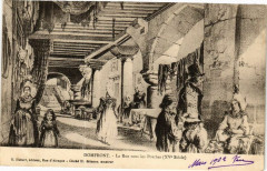 Domfront - La rue sous les porches