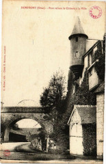 Domfront - Pont reliant le Chateau á la Ville