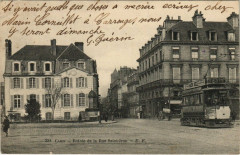Caen - Entrée de la Rue Saint-Jean Tramway à Caen