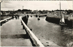 Grandcam-les-Bains - L'Entrée du Port