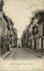 Lisieux - Rue de Beaumont-en-Auge à Lisieux