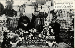 S.E. le cardinal Amette archevéque de Paris et Mgr Lemonnier...
