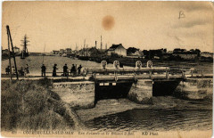 Courseulles-sur-Mer - Les Ecluses et le Bassin a flot à Courseulles-sur-Mer