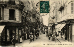 Trouville - La rue de Paris