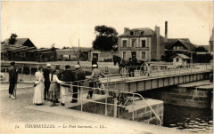 Courseulles - Le Pont tourmant